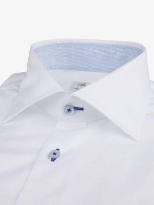  000 White