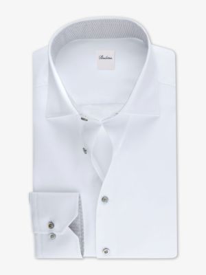  000  White