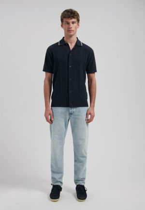  649 Dk. Navy
