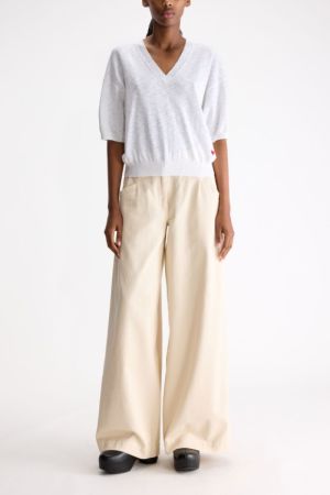 010 WHITE