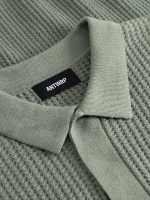 000540 - GREEN