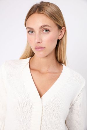  01 White