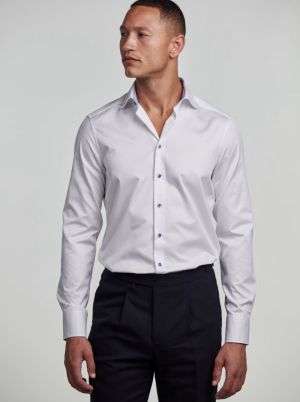  000 White