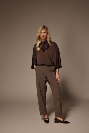 040 Brown