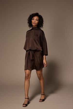 040 Brown