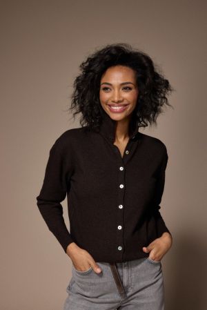  040 Dark Brown