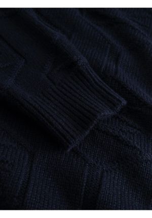  000408 - DARK N