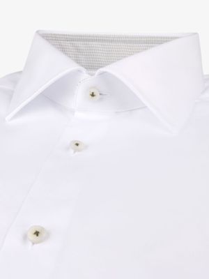  000 White